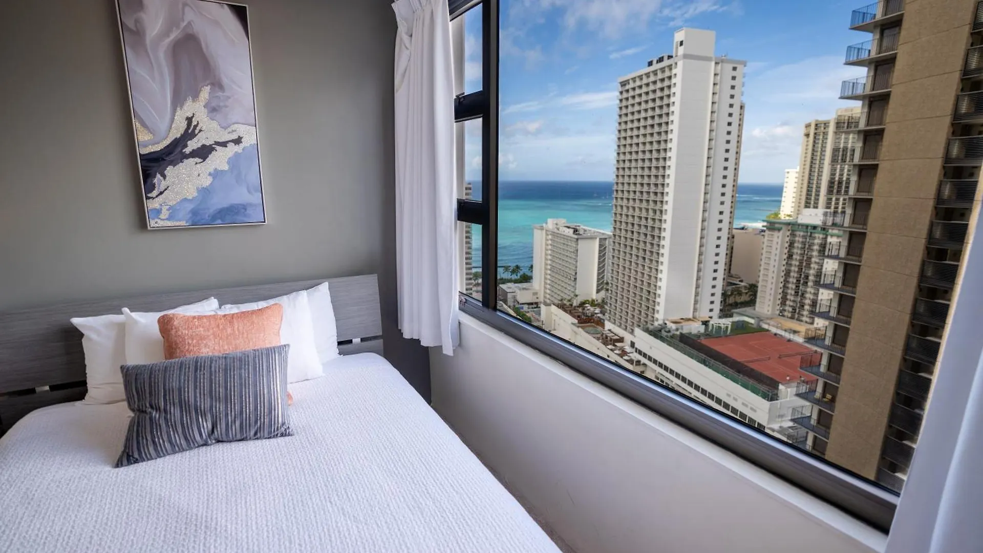 Oceanview Oasis On 28Th Floor - Steps To Waikiki Beach & Free Parking Honolulu 0*,  Amerikai Egyesült Államok