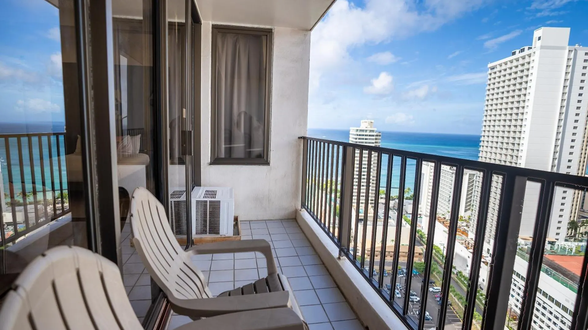 Oceanview Oasis On 28Th Floor - Steps To Waikiki Beach & Free Parking Honolulu Apartman